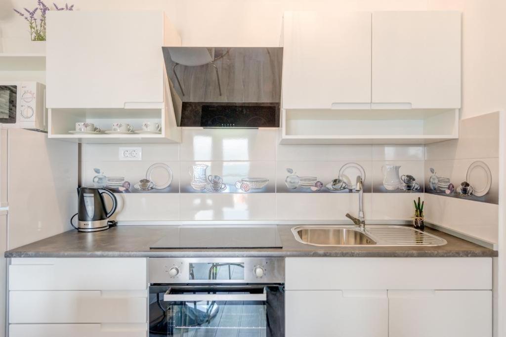Ferienwohnung In Arbanija Mit Meerblick, Balkon, Klimaanlage, W-Lan 5137-1 Trogir Luaran gambar