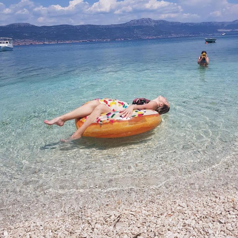 Ferienwohnung In Arbanija Mit Meerblick, Balkon, Klimaanlage, W-Lan 5137-1 Trogir Luaran gambar